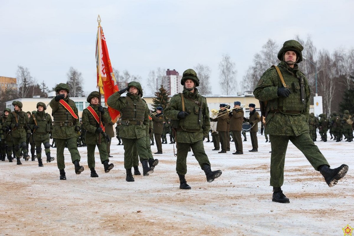 120 гв. 120 ОМБР Уручье. 120 ОМБР Минск. Механизированные войска Белоруссии.