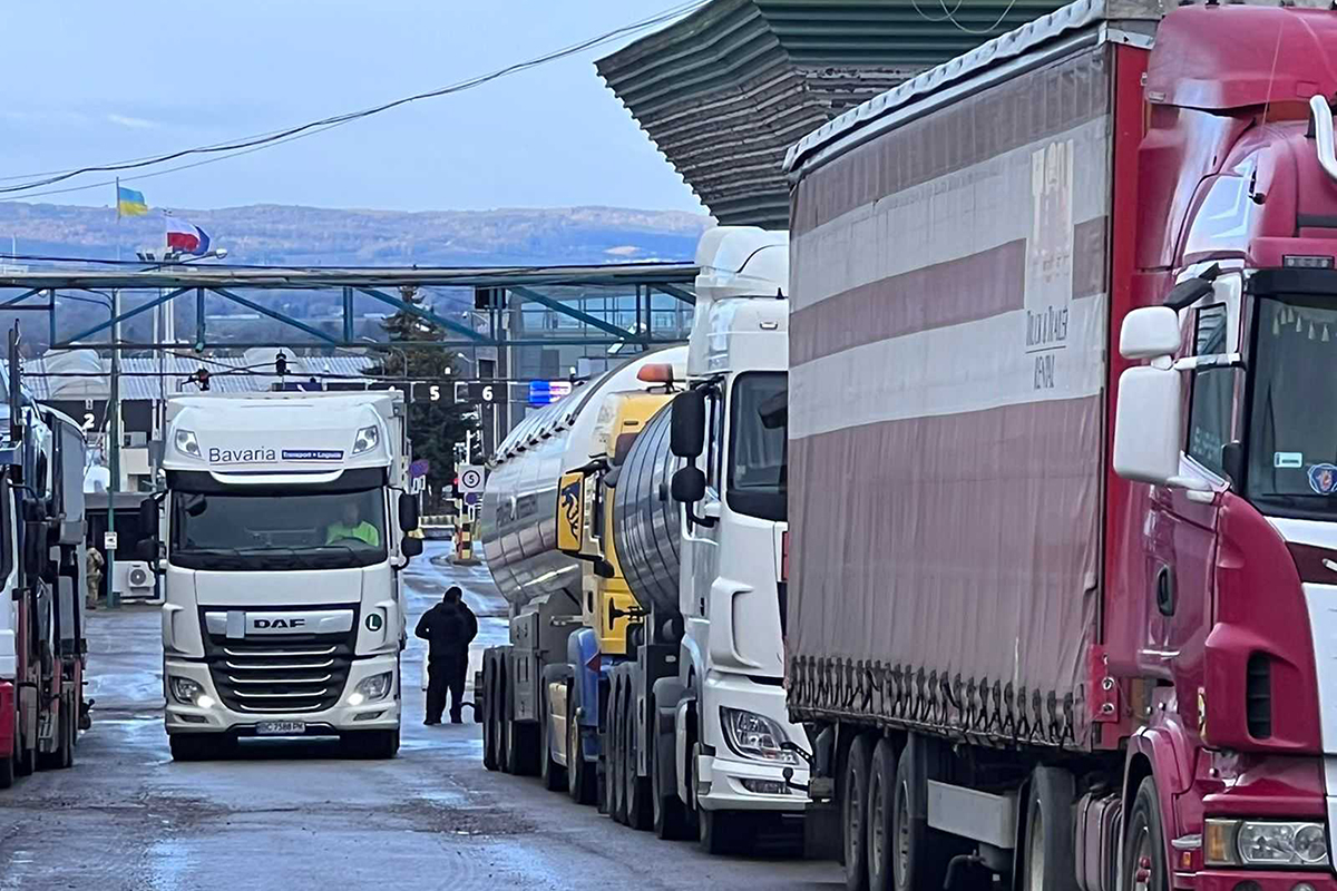 Отношения Польши и Украины трещат по швам