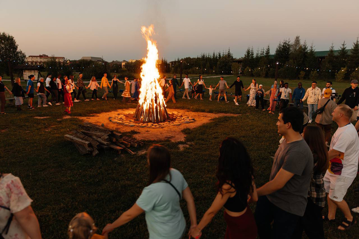 Camping диалог. Этно фестиваль Тюмень 2023. Мир Сибири Шушенское 2022. Фестиваль мир Сибири Шушенское. Мир Сибири 2023.