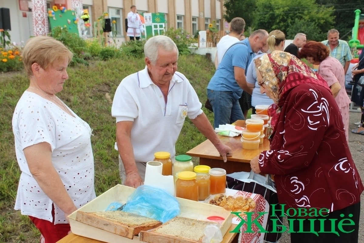 Вселюб Новогрудского района Церковь