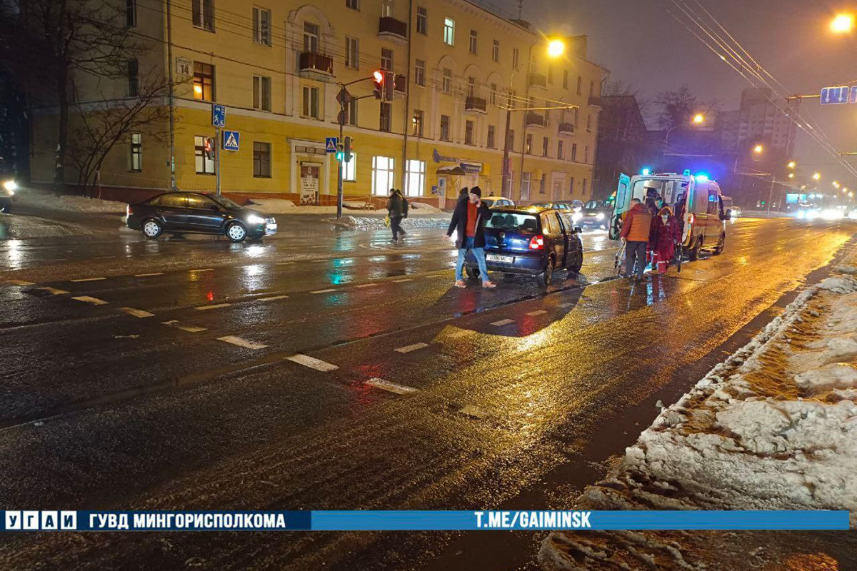 Машина сбила пешехода на переходе в Минске