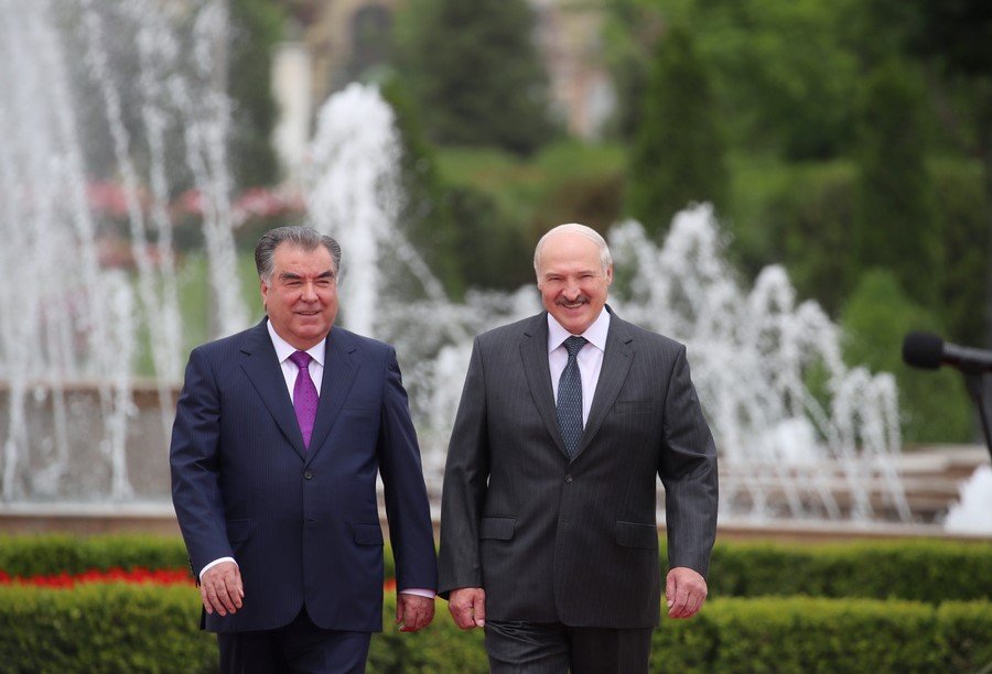 Таджики в белоруссии. Лукашенко и Эмомали Рахмон. Встреча Эмомали Рахмон и Лукашенко.