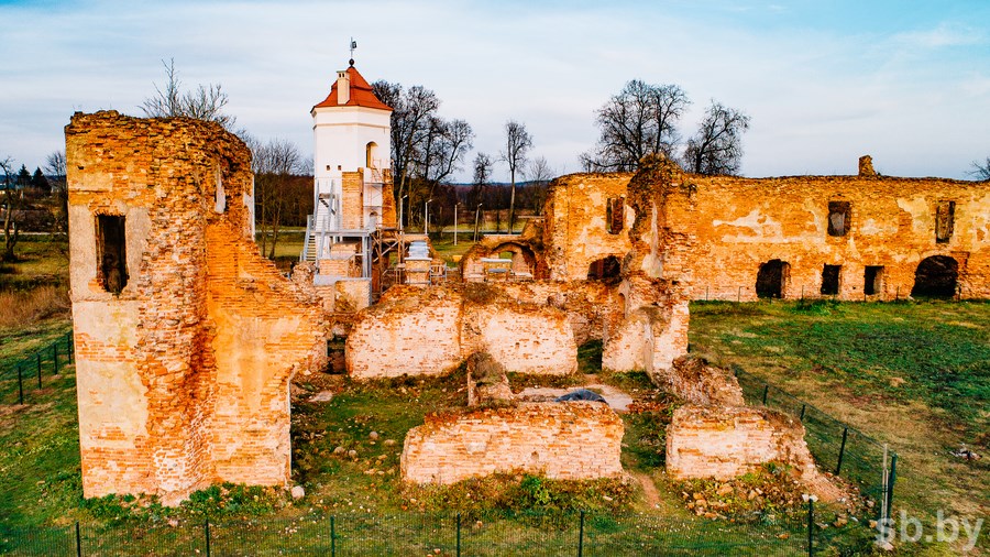 Гольшаны костел