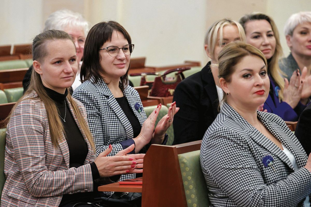 Встреча парламентариев с бизнес-сообществом женщин-предпринимателей БСЖ  состоялась в Доме Правительства