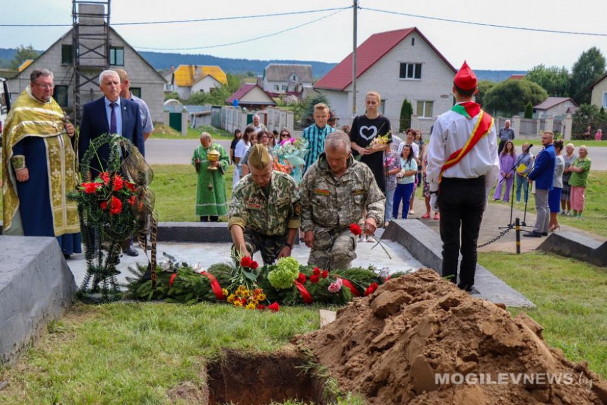 В агрогородке Полыковичи Могилевского района перезахоронили неизвестного  солдата