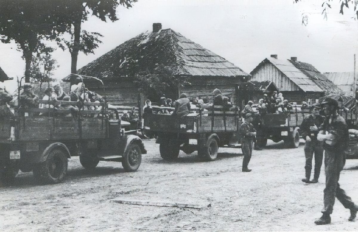 Работа в оккупации. Деревни в Германии 1941 1943. Германия 1943. Германия 1943 года.