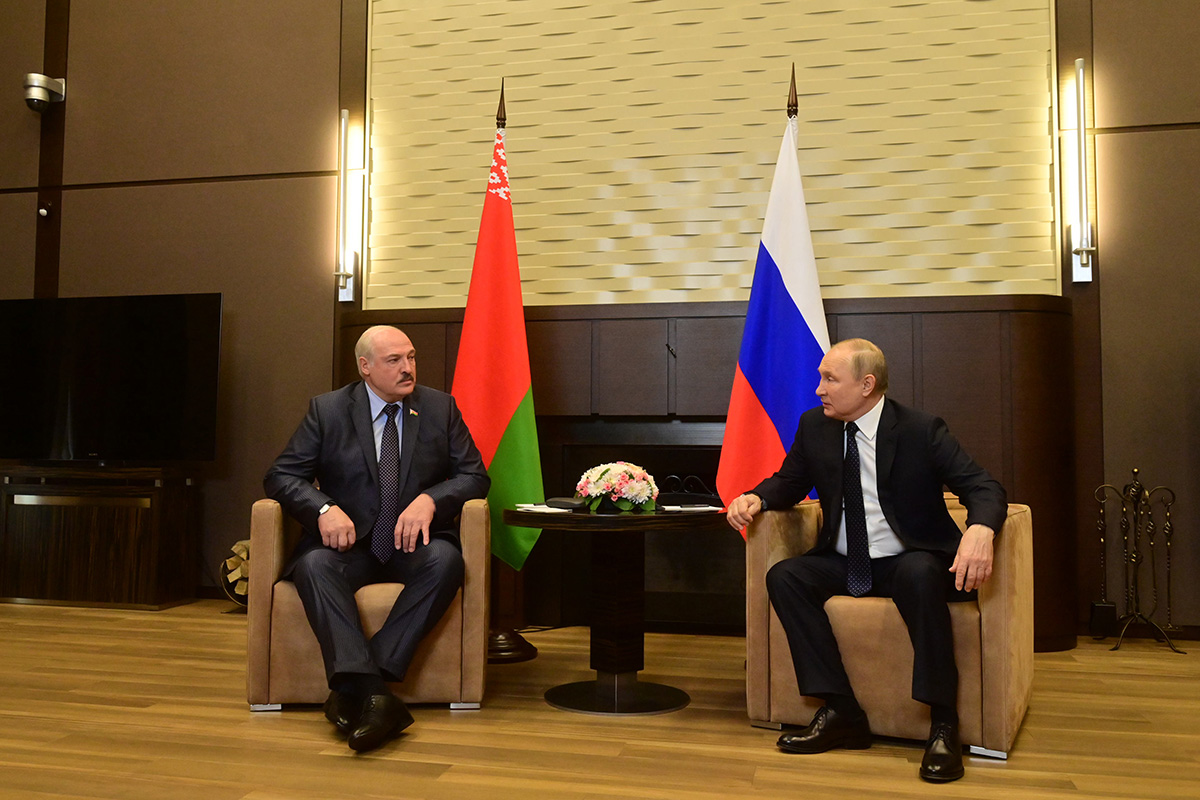 Переговоры в белоруссии. Встреча Лукашенко в Сочи 2022. Встреча Путина и Лукашенко в Сочи 2022.