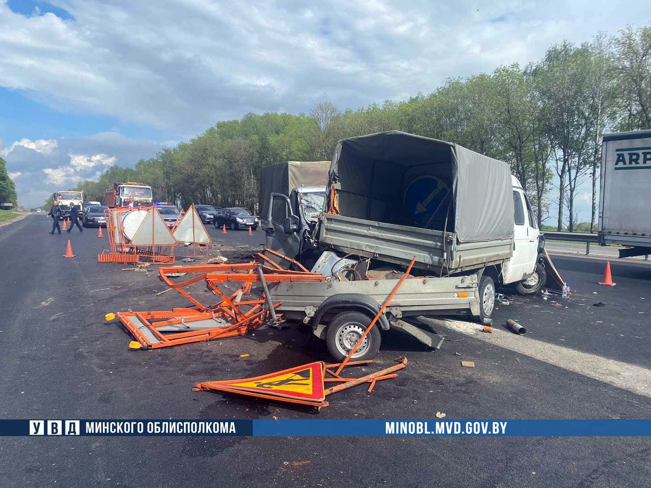 Под Минском в месте проведения дорожных работ произошло ДТП – пострадали  три человека