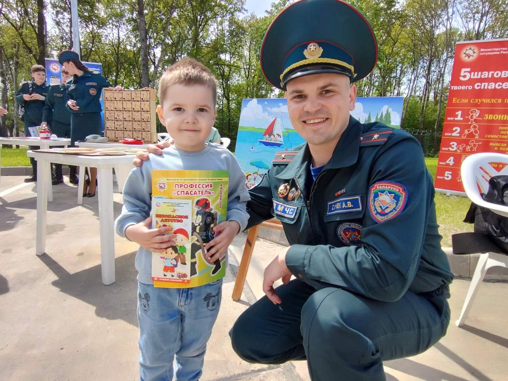 В Гродно состоялось обучающее занятие МЧС для юных горожан