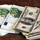 По итогам валютных торгов 8 сентября выросли курсы евро и доллара