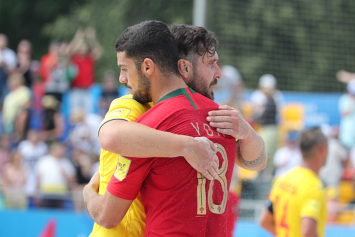 Сборная Португалии по пляжному футболу на II Европейских играх выиграла у команды из Румынии 