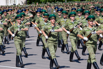 Новейшая техника, военнослужащие восьми страны: чем удивит военный парад на 3 июля 