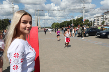 На «Славянском базаре» открыли День молодежи и провели «Молодежный забег»