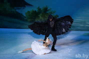 На «Славянском базаре» впервые прошел классический балет на льду