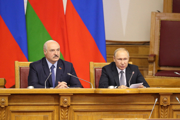 Путин: Россия и Беларусь строят отношения с учетом интересов друг друга