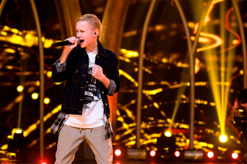 Юный певец Никита Белько, выигравший на шоу «Битва талантов» 1 млн российских рублей, рассказал, куда потратит деньги