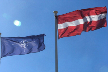 НАТО планирует осенью провести учения в Латвии