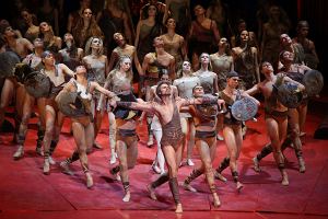 Елизарьев: необходима более плотная связь театра с балетной школой