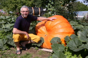 Пять событий недели глазами гродненского овощевода, вырастившего гигантскую тыкву, Сергея Гавранина