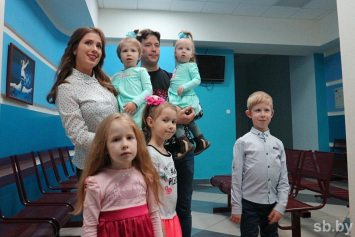 Многодетная семья Гуреевых из Могилева перед голосованием внимательно изучила в том числе семейное положение кандидатов