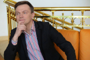 Дмитрий Карась: «Минская квартира обижается, что все обновки уезжают в деревню»