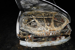 Житель Столбцов сжег машину ухажера своей бывшей жены