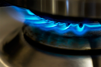 Почему сжиженный газ продают по разной цене? 
