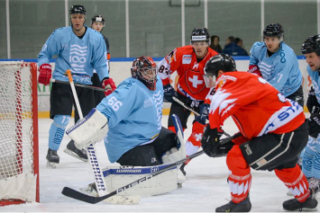 Команда Балтии обыграла любительскую сборную Швейцарии на Рождественском турнире в Минске