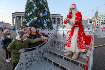  Детвора из Беларуси и России побывала в гостях друг у друга на новогодних торжествах