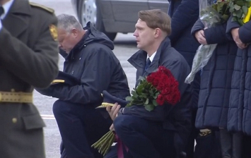 В Киеве прошла церемония прощания с погибшими в катастрофе Boeing