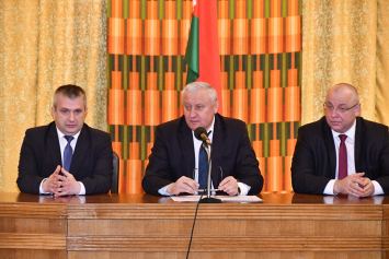 Заместитель Премьер-министра Владимир Дворник представил нового министра сельского хозяйства и продовольствия
