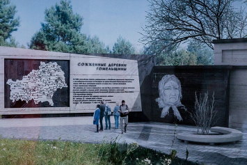 На месте деревни, где гитлеровцы уничтожили 1758 человек, строят мемориал
