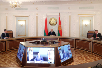 Лукашенко — лидерам стран ЕАЭС: эгоистичные решения в борьбе с пандемией стратегически не будут иметь успеха