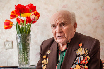 Наши собкоры 9 Мая посмотрели парад вместе с 94-летним ветераном из Могилева Иваном Герасименко