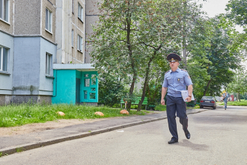 Как проходит рабочий день одного из лучших участковых инспекторов милиции Минска?