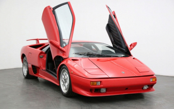 Lamborghini Diablo из фильма про Джеймса Бонда выставлен на продажу