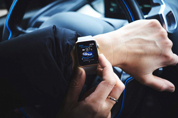 С помощью Apple Watch теперь можно открывать и заводить автомобили. Но не все