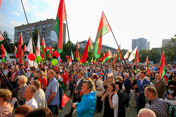 Митинги в поддержку мира и спокойствия в стране прошли по всей Беларуси