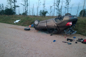 В Столбцовском районе опрокинулся легковой автомобиль – погибли водитель и его пятилетний сын