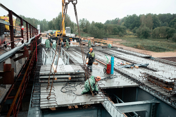 В Гродно начался монтаж пролетных конструкций нового моста