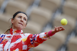 Азаренко обыграла Ковинич на старте Roland Garros