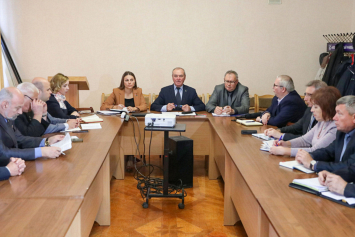 Партийное строительство и повышение роли местного управления обсудили в Витебске