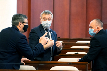 Депутаты приняли в первом чтении законопроект о госслужбе