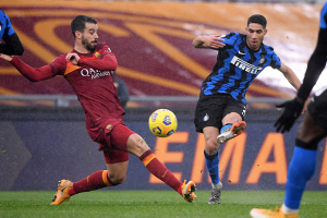 «Рома» и «Интер» сыграли вничью в матче Серии А