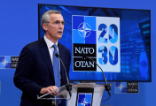 НАТО в поисках мишени