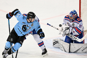 Минское «Динамо» уступило СКА в третьем матче серии первого раунда плей-офф КХЛ