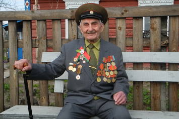 9 мая отмечает свой день рождения ветеран ВОВ Леонид Цегельник. Завтра ему 95 лет!