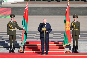 Лукашенко: наши герб, флаг, гимн, Великая Победа – это неразрывно связанные между собой символы независимости белорусского народа