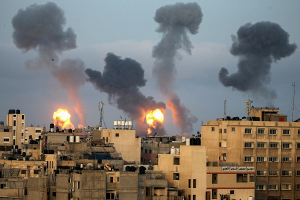 В результате ракетных ударов между Израилем и сектором Газа растет число пострадавших журналистов