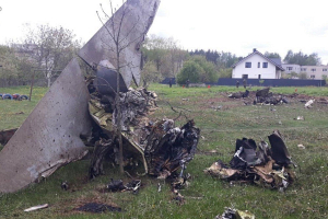 Под Барановичами потерпел крушение военный самолет